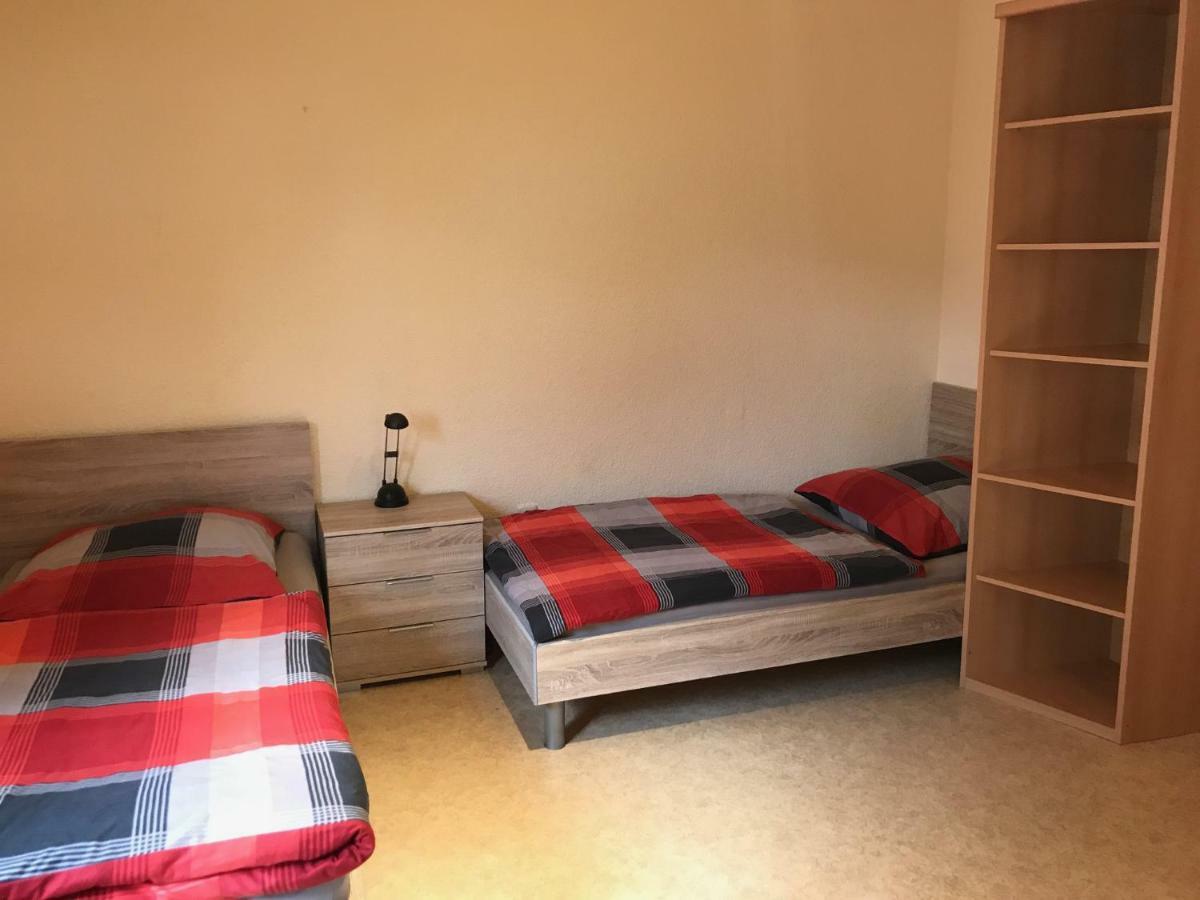 Messe Cgn/Dus Grossraeumige Wohnung In Guter Verkehrslage Leverkusen Buitenkant foto